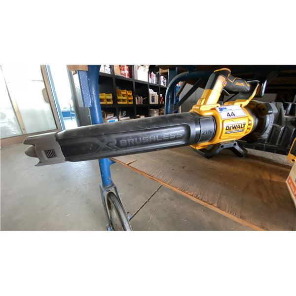DEWALT DCBL722 BLOWER *NO BATTERIES*
