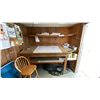 Image 7 : ARCTIC PORTABLE TRAILER BUILDING, WHITE, HAS DRAFTINGS DESK & ASSORTED OFFICE ITEMS,