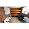 Image 8 : ARCTIC PORTABLE TRAILER BUILDING, WHITE, HAS DRAFTINGS DESK & ASSORTED OFFICE ITEMS,