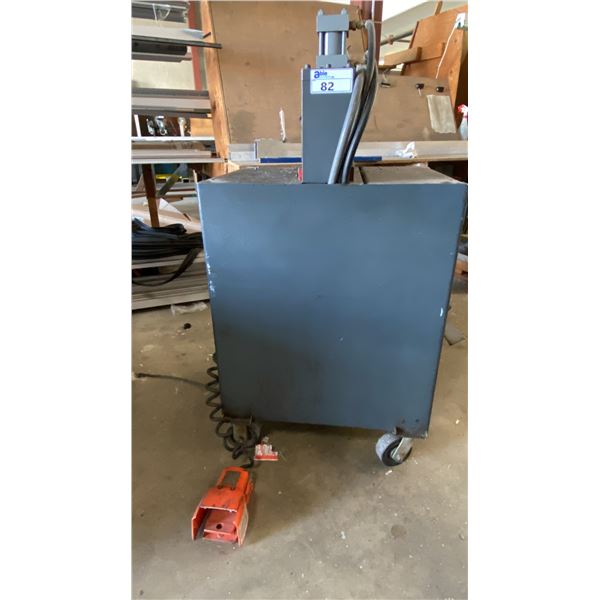 INDUSTRIAL HYDRAULIC PUNCHING MACHINE WITH FOOT PEDAL