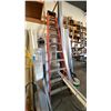 Image 2 : WERNER ORANGE 10' FIBERGLASS LADDER