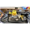 Image 2 : DEWALT CORDLESS CIRCULAR SAW, LEVEL & TOOL BAG *HAS CHARGER, NO BATTERY*