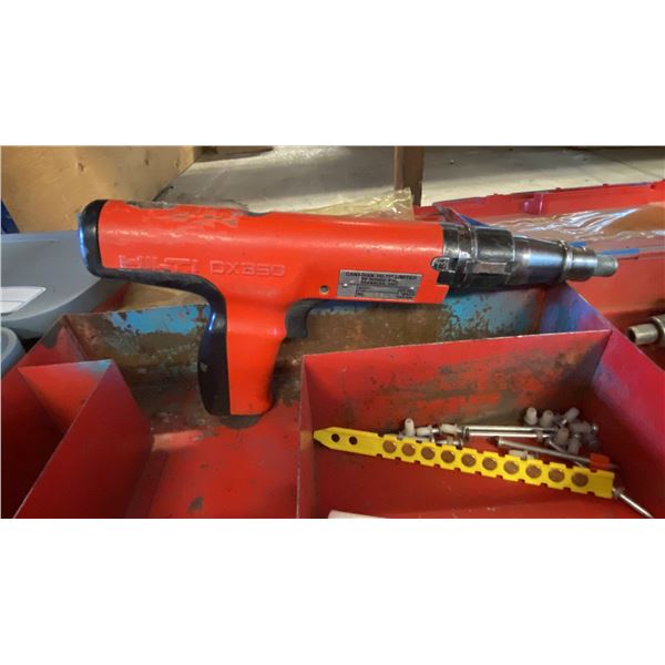 HILTI DX350 SEMI AUTOMATIC, POWDER-ACTUATED FASTENING TOOL IN HARD TRANSPORT CASE
