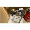 Image 1 : DEWALT DW716, 12"DOUBLE-BEVEL COMPOUND MITER SAW