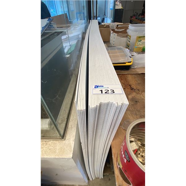 APPROX 33 LARGE SHEETS OF WHITE CORRUGATES PLASTIC SHEETS, 8' X 4'