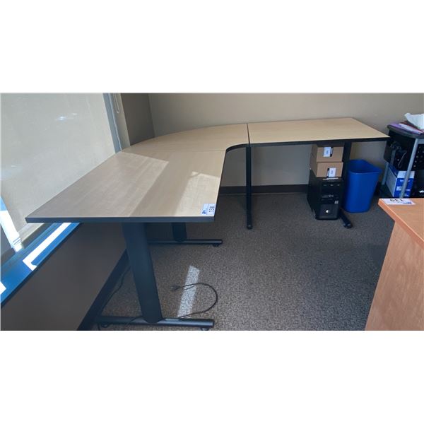 LIGHTWOOD/BLACK CURVED WORK DESK APPROX 70" X 70" X 29"H