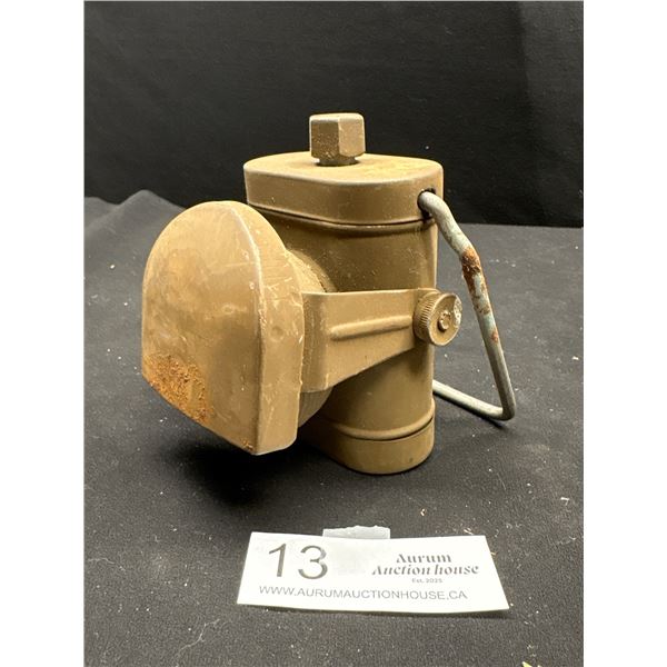 WW1  World War Two Canadian/British Soldiers Lamp