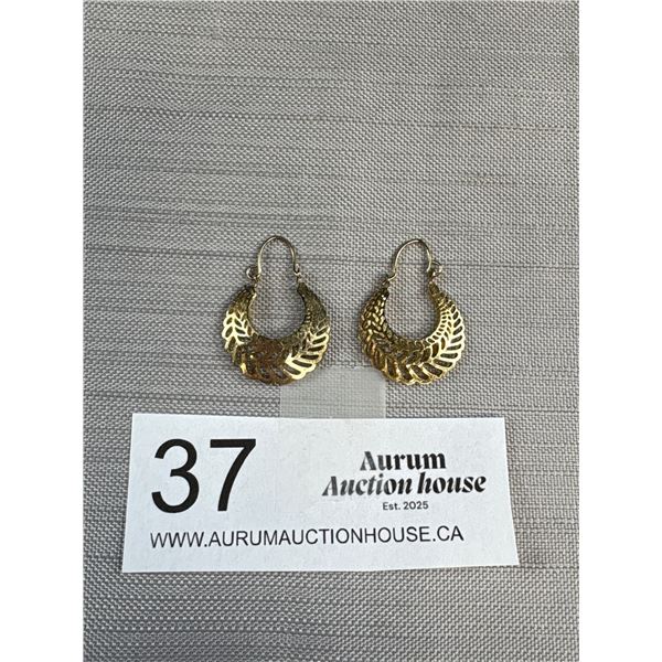 Fantastic Gold Filigree Antique Earrings (Unmarked)
