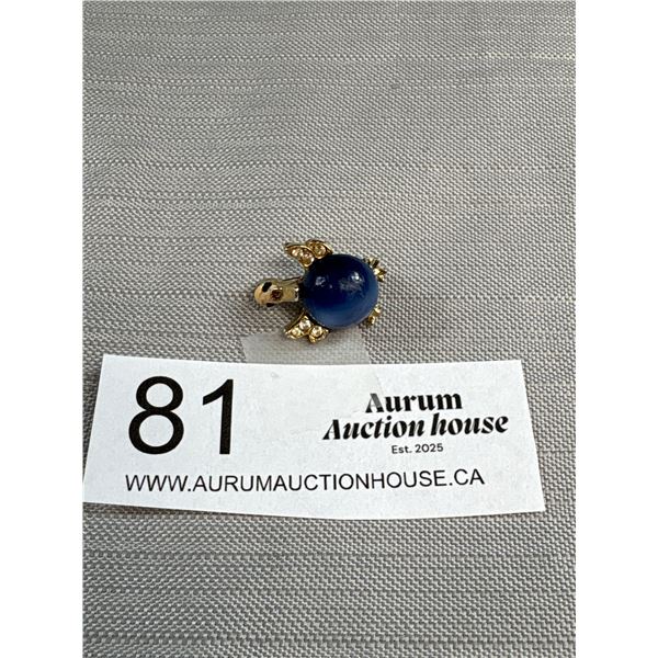 Adorable C.1950s Blue MoonGlow Jelly Belly Duck Brooch Cute!