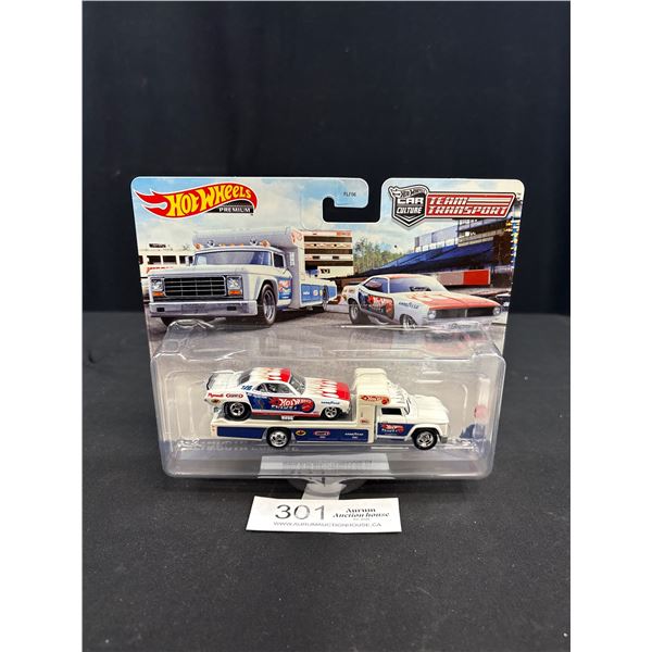 Collectible Hot Wheels Team Transport Still in Original Package