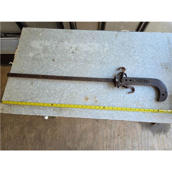 Gurney beam scale