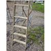 Image 2 : Wooden ladder- 7ft