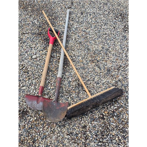 Assorted hand tools- edger, broom