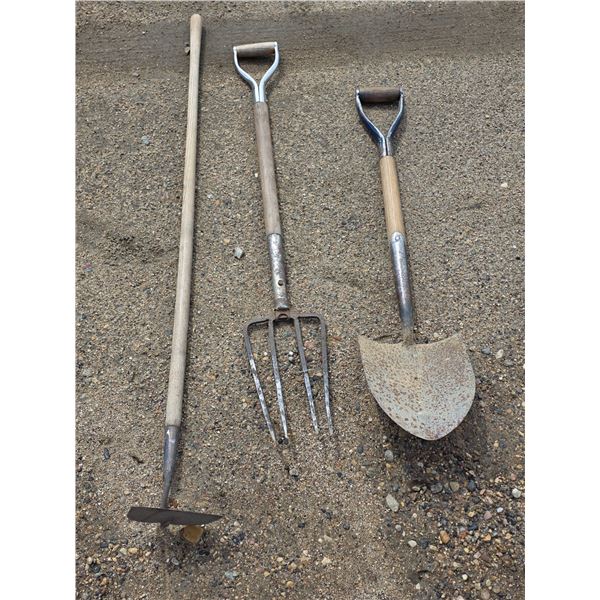 Assorted hand tools- pitch fork, hoe