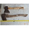 Image 1 : 2 hatchets