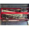 Image 2 : Tool chest with contents'