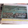 Image 1 : Large die set with case
