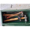 Image 3 : Tool box full of hammers