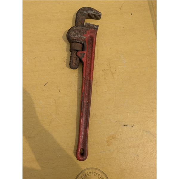 18" vintage pipe wrench