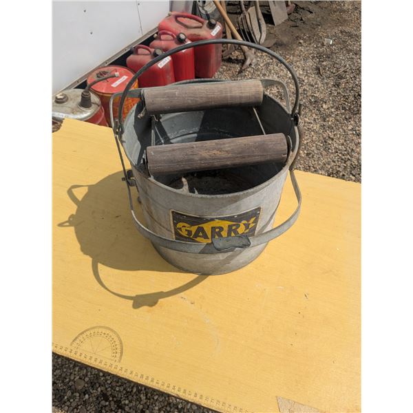 vintage clothes wringer bucket
