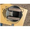 Image 2 : vintage clothes wringer bucket