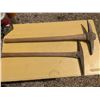 Image 2 : 2 pick axes