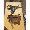 Image 1 : 2 tool belt/pouches with 2 claw hammers