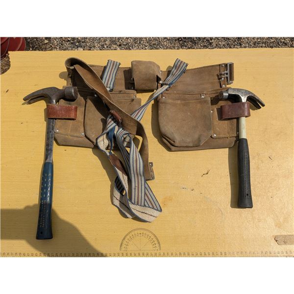 tool belt/pouch with 2 claw hammers