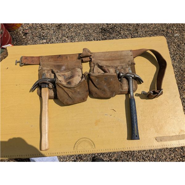 tool belt/pouch with 2 claw hammers