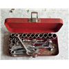 Image 4 : 3 small socket sets