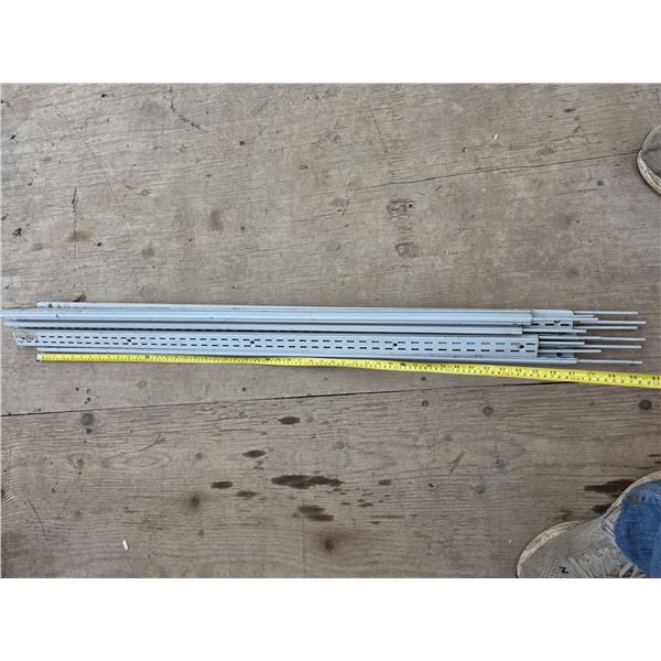 Shelving brackets