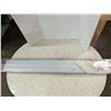 Image 1 : 48", 40W, fluorescent lamp