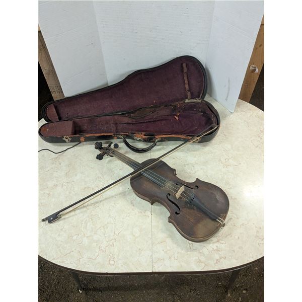 vintage violin with case
