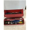 Image 1 : toolbox with tools