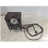 Image 2 : vintage motorolla clock radio