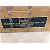Image 3 : vintage berkeley sandwich toaster/waffle iron, new in box