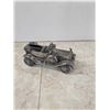 Image 1 : Metal coinbank car