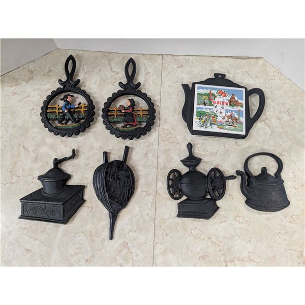 Cast iron kitchen décor