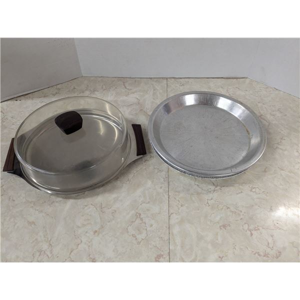 vintage pie plate and serving tray