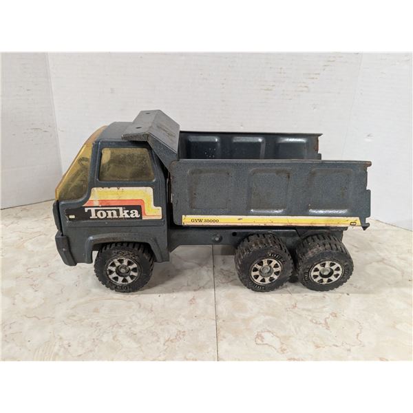 Vintage tonka cabover dump truck