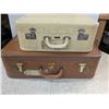 Image 1 : 2 Vintage suitcases