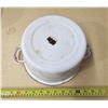 Image 3 : Vintage Enamelware Pot & (2) Bowls