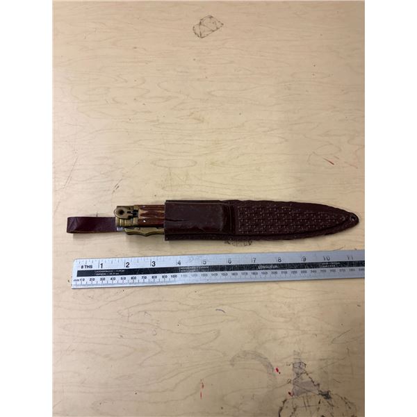 Vintage Folding Lever Lock Pocket Knife