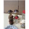 Image 2 : Lot of Misc. Kitchen, Décor, Knickknacks etc.