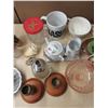 Image 4 : Lot of Misc. Kitchen, Décor, Knickknacks etc.