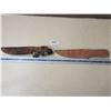 Image 4 : (2) Knives w/ Leather Sheathes