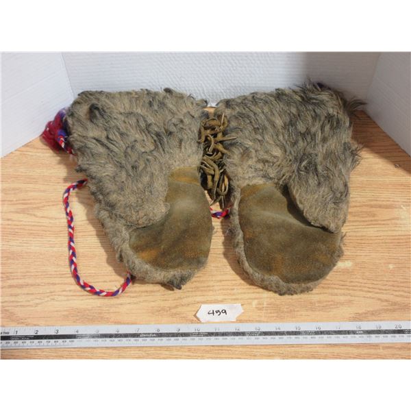 Homemade Gloves (Unknown Fur)