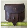 Image 1 : WWI 1912 Canadian Oliver Pattern Leather Ammo Pouch Hugh Carson Ottawa
