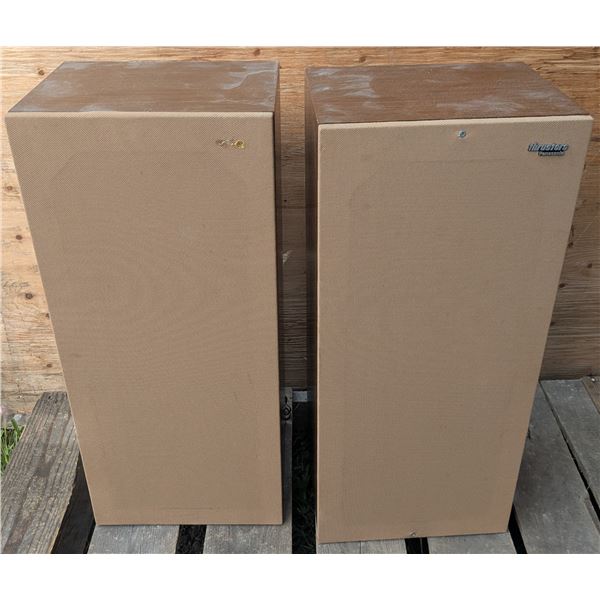 2 panasonic speakers