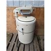 Image 1 : vintage ge wringer washer